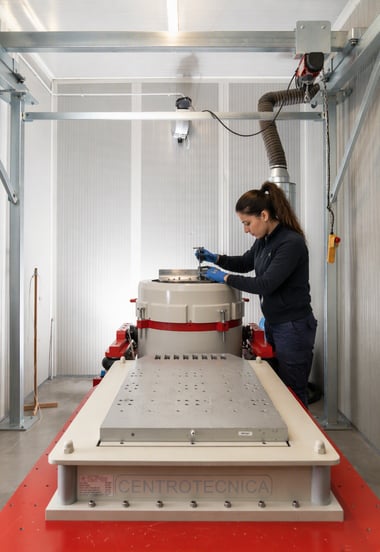 Nemko Ferrara vibration test with technicans v1