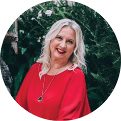 Gabriele-Howard-Round-Headshot