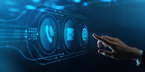 Support-Konzept. Eine menschliche Hand berührt einen futuristischen virtuellen Bildschirm mit der Option „Kontaktieren Sie uns“ für Kunden